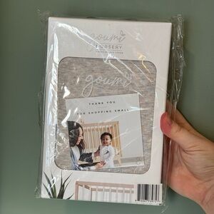 GOUMI nursery changing pad cover in heather grey